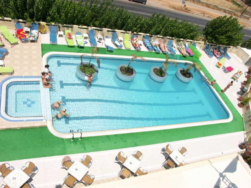 Nikos Hotel Mália Exterior foto